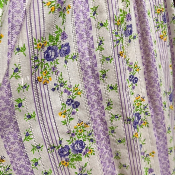 Vintage 1970s Floral Maxi Dress Smocked Bodice Prairie Cottagecore - S - Picture 12 of 12